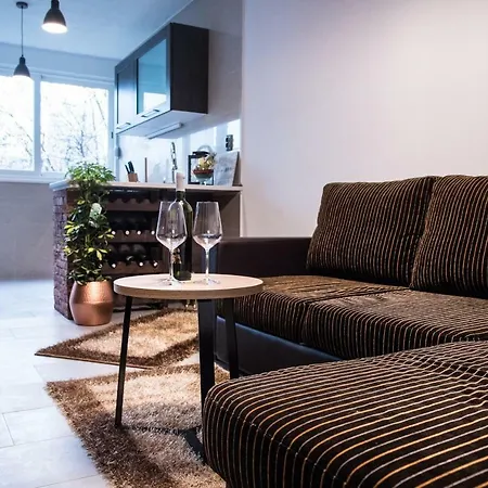 Deni Luxury Apartmán *