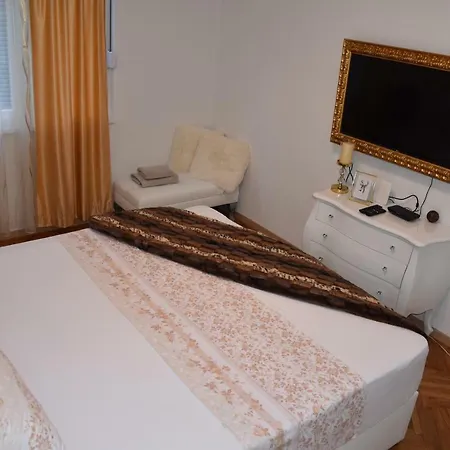 Deni Luxury Apartmán