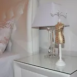 Deni Luxury