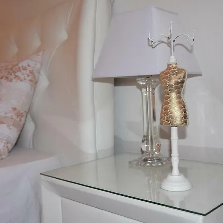 Deni Luxury
