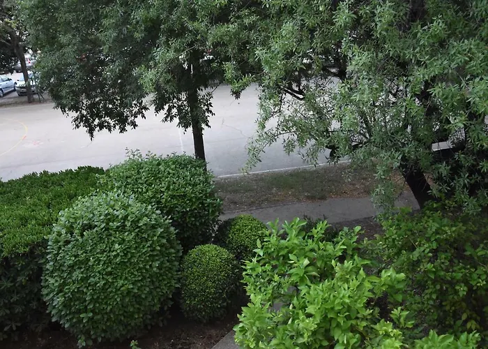 Deni Luxury Σπλιτ